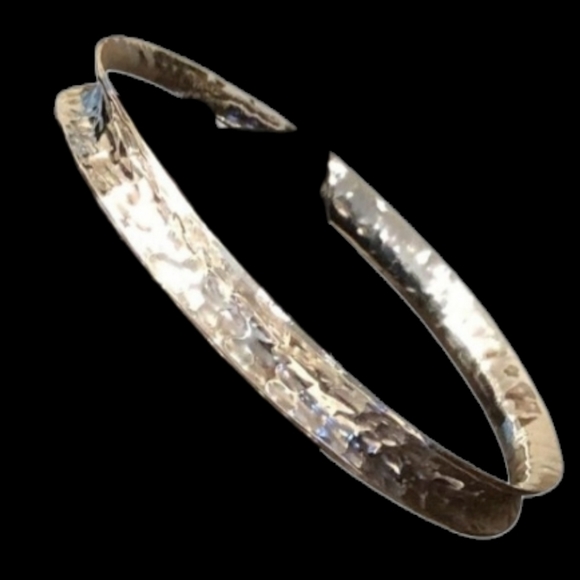 Hammered Concave 925 Bangle - Picture 3 of 8